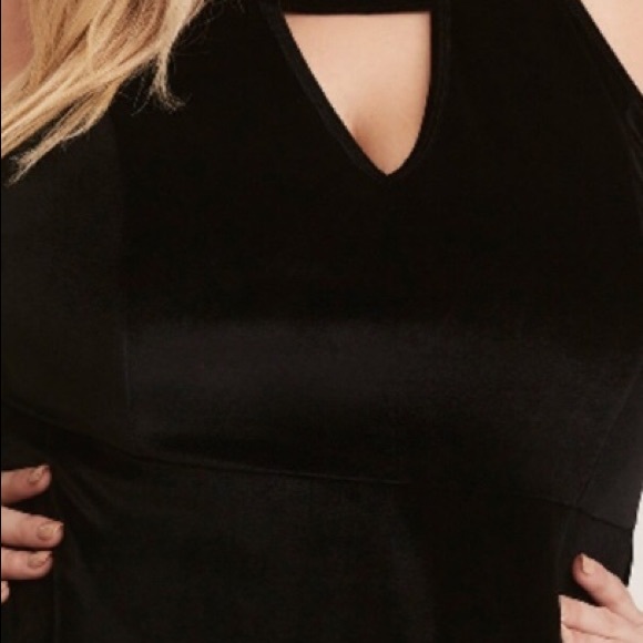 Cute peplum top - Picture 2 of 4